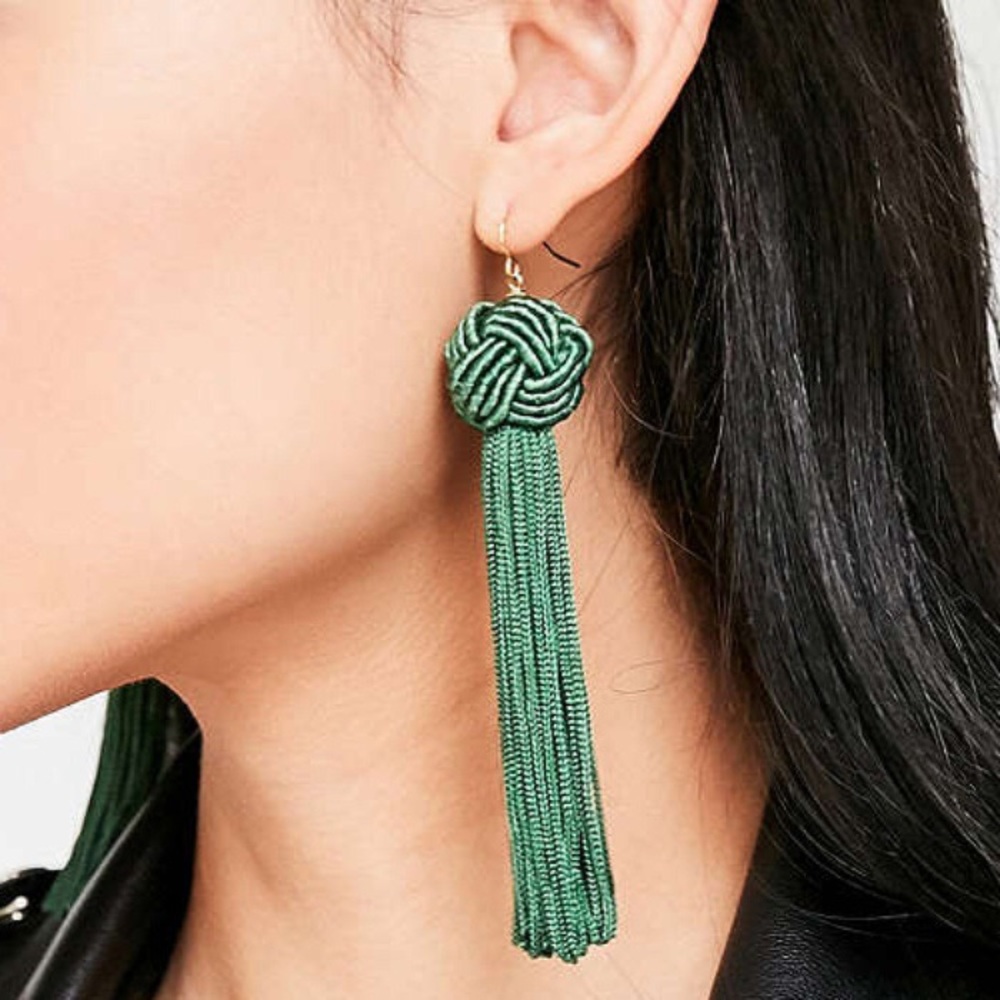 Vanessa Mooney Astrid knotted tassel earring